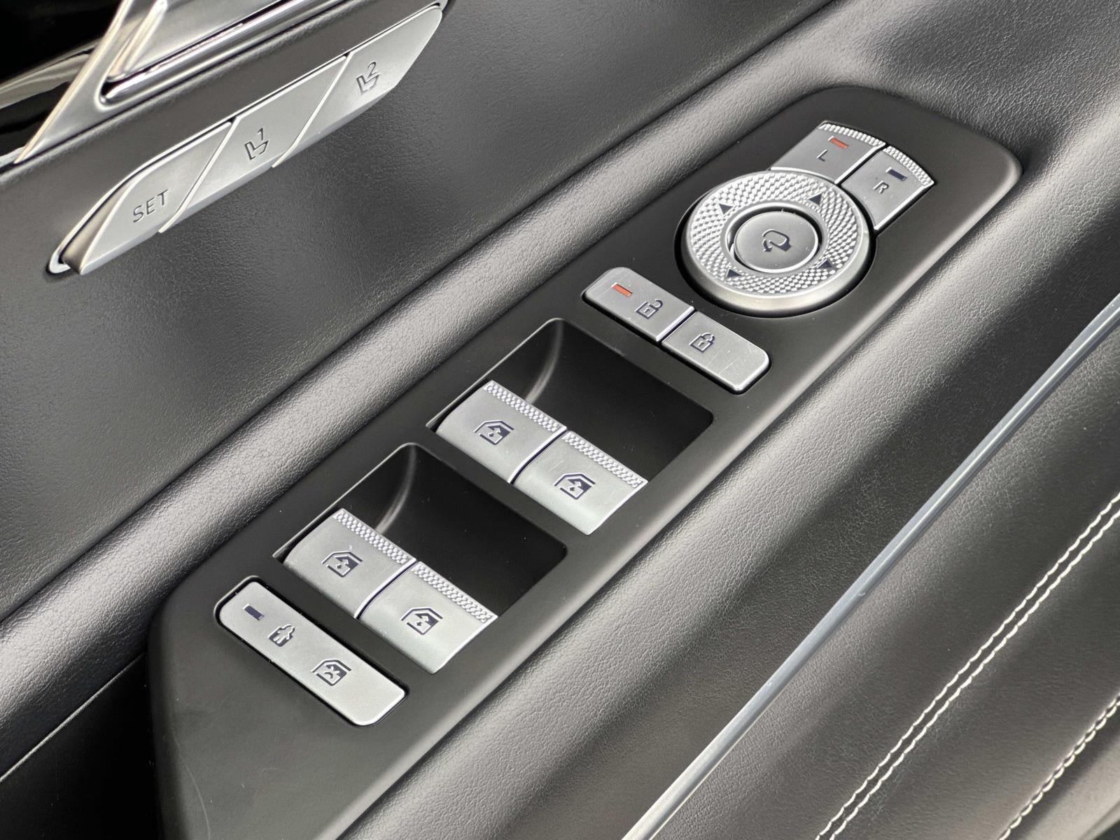 2025 Genesis GV80 2.5T Standard