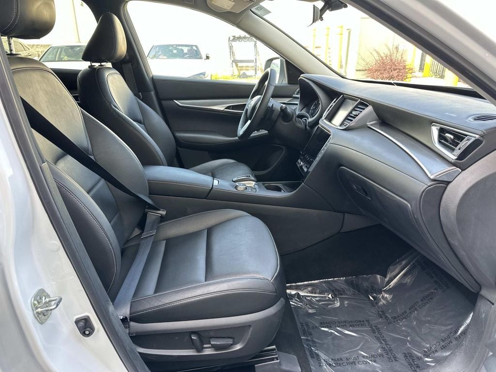 2023 INFINITI QX50 PURE