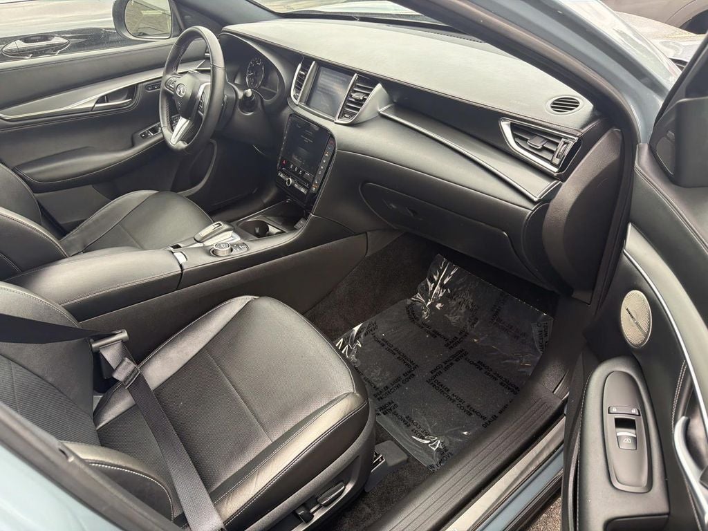 2025 INFINITI QX55 ESSENTIAL