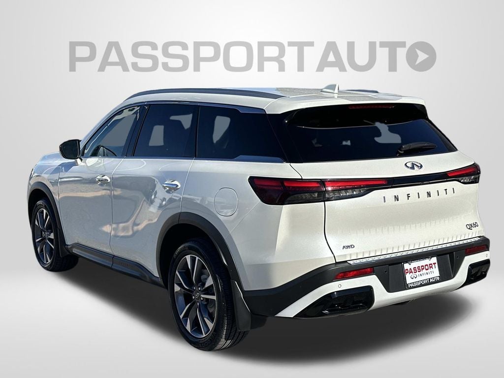 2023 INFINITI QX60 LUXE