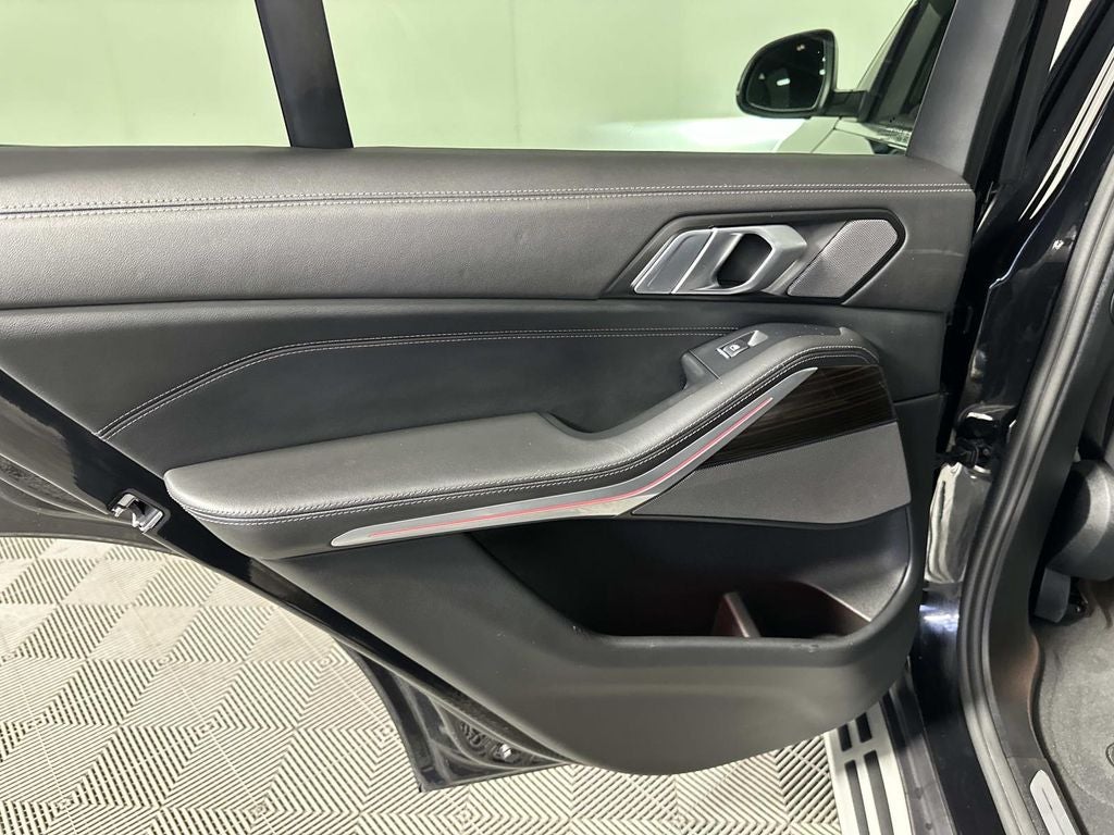 2025 BMW X5 xDrive50e