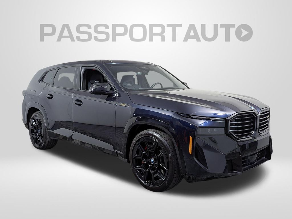 2025 BMW XM Base