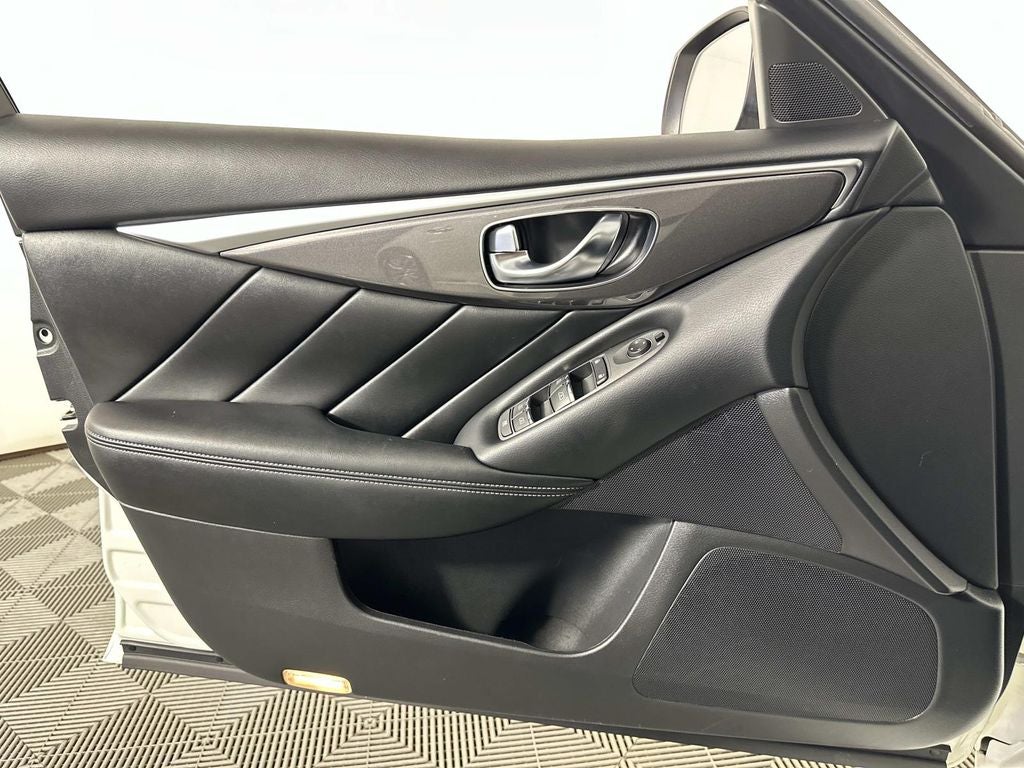 2021 INFINITI Q50 PURE