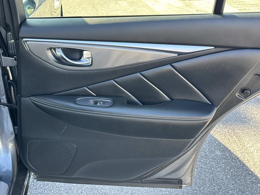 2016 INFINITI Q50 Red Sport 400