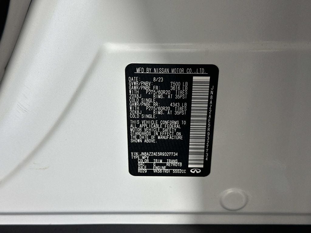 2024 INFINITI QX80 LUXE