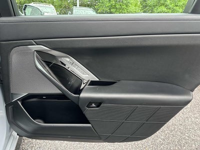 2023 BMW 7 Series 740i