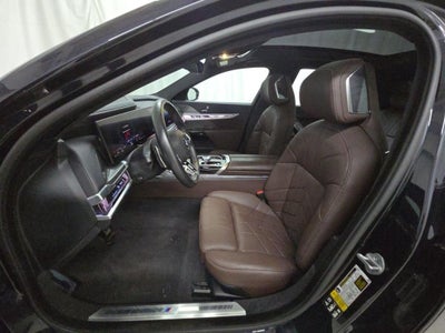 2023 BMW 7 Series 760i xDrive