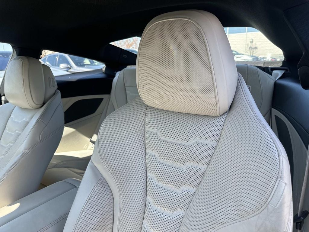 2022 BMW 8 Series 840i