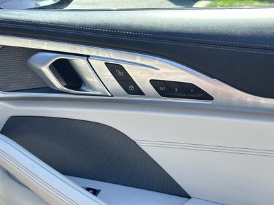 2022 BMW 8 Series 840i