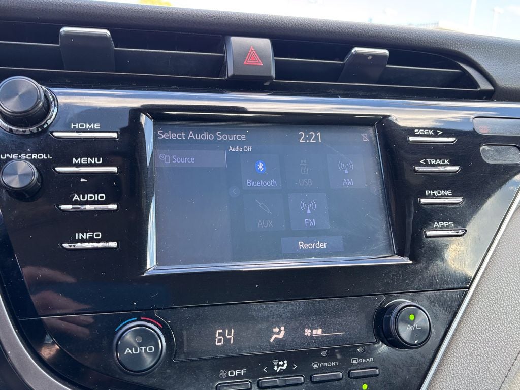 2018 Toyota Camry SE