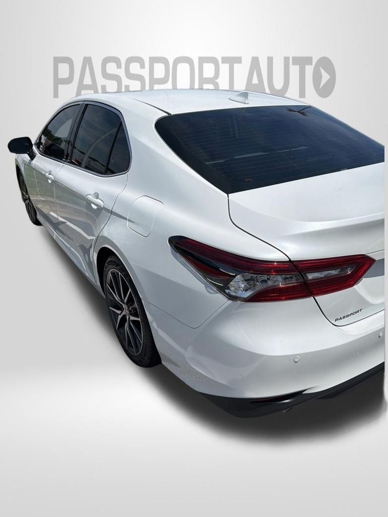 2023 Toyota Camry Hybrid XLE