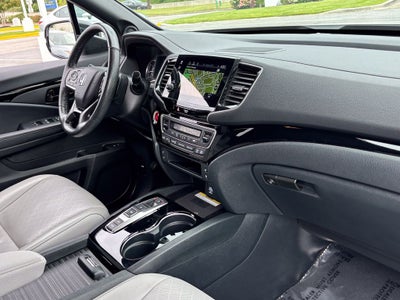 2023 Honda Passport Elite