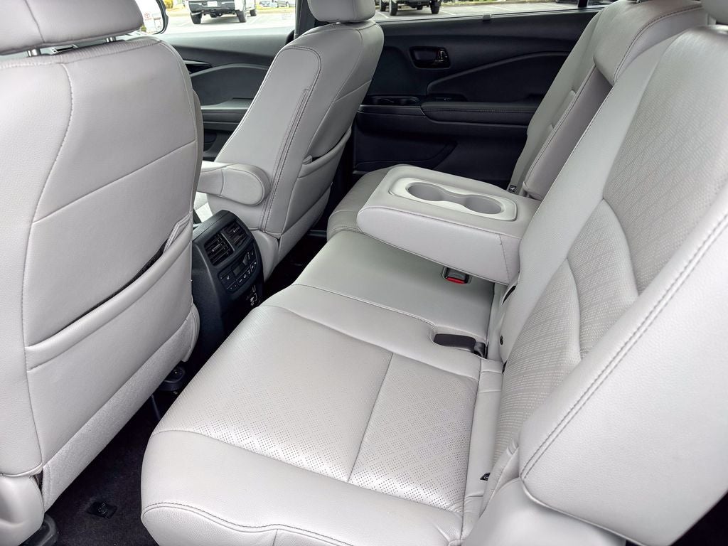 2023 Honda Passport Elite