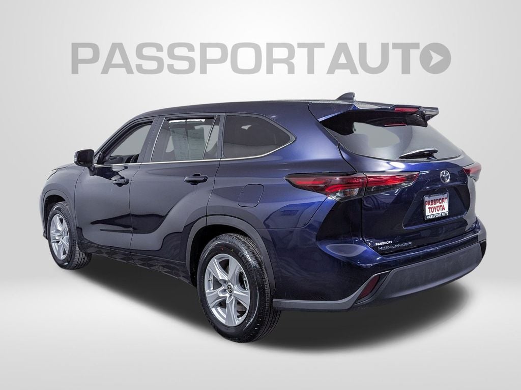 2025 Toyota Highlander LE