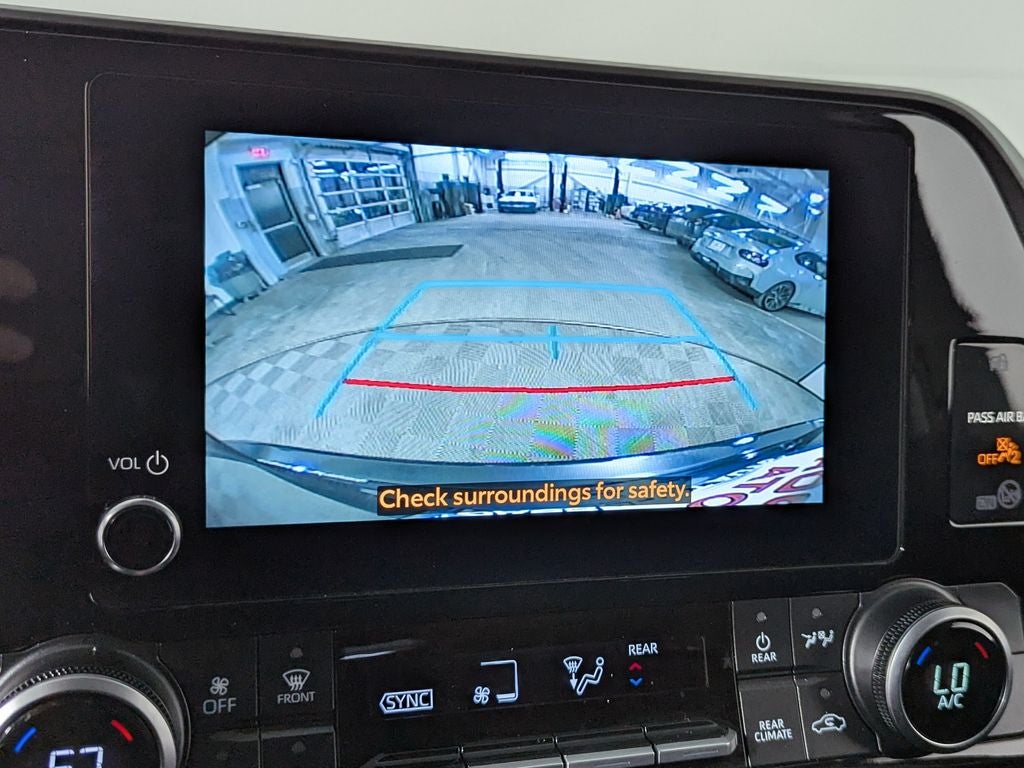 2025 Toyota Highlander LE