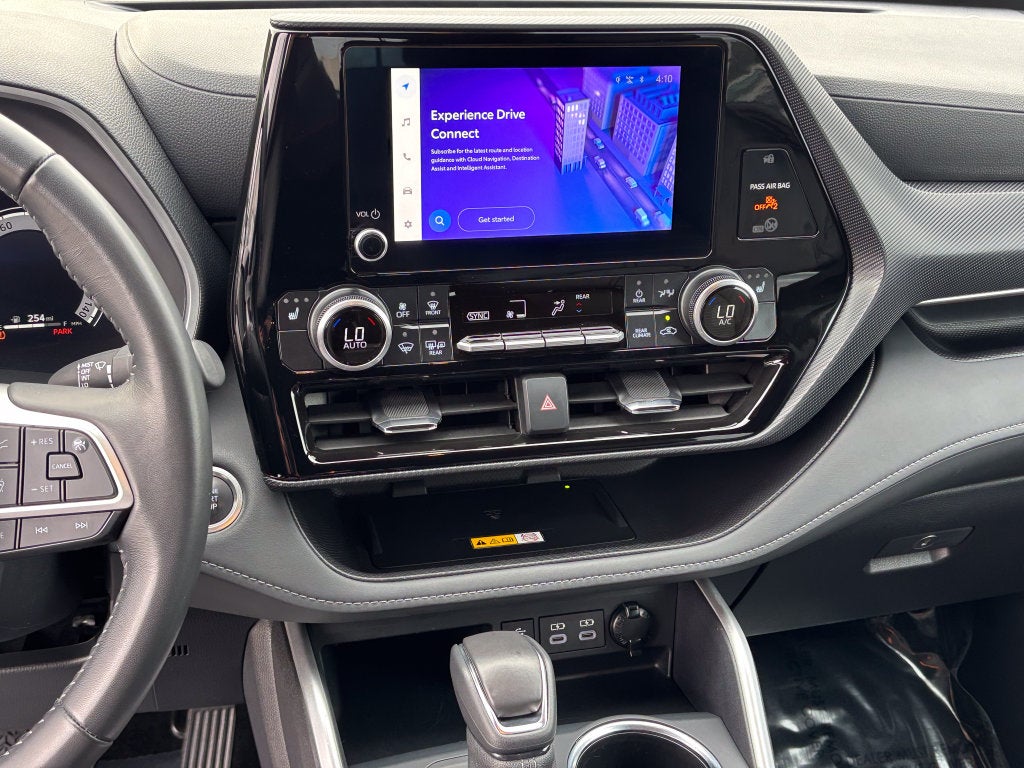 2025 Toyota Highlander XSE