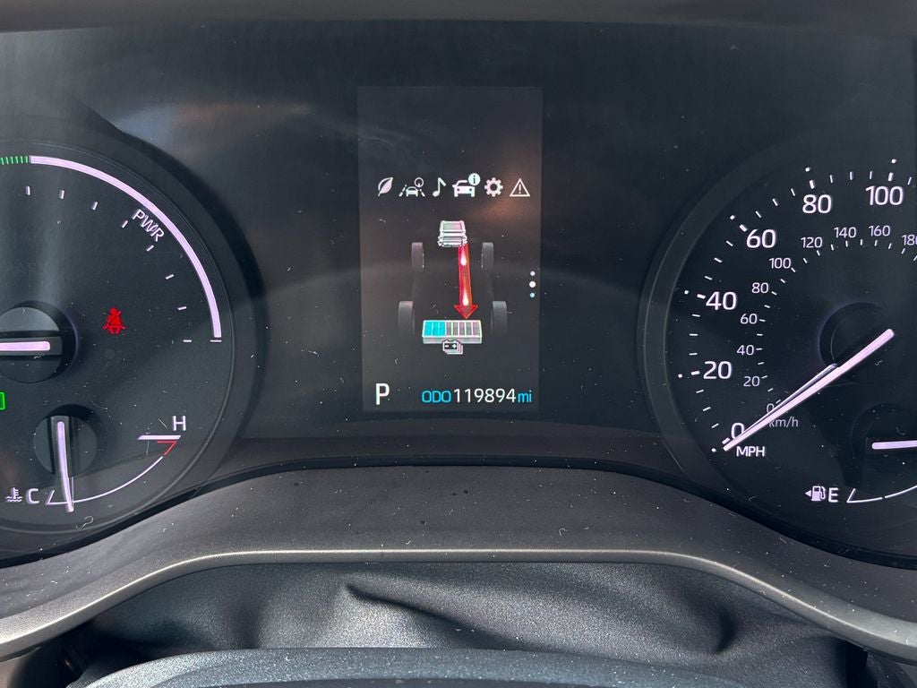 2022 Toyota Sienna LE 8 Passenger