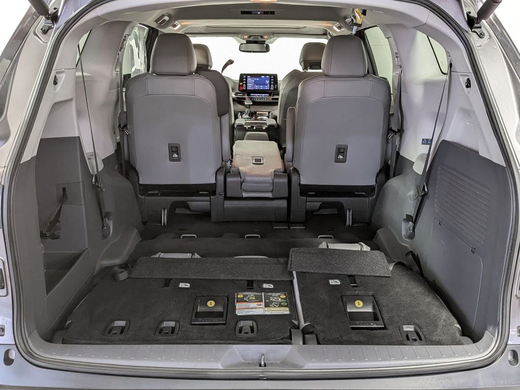 2024 Toyota Sienna XLE 8 Passenger