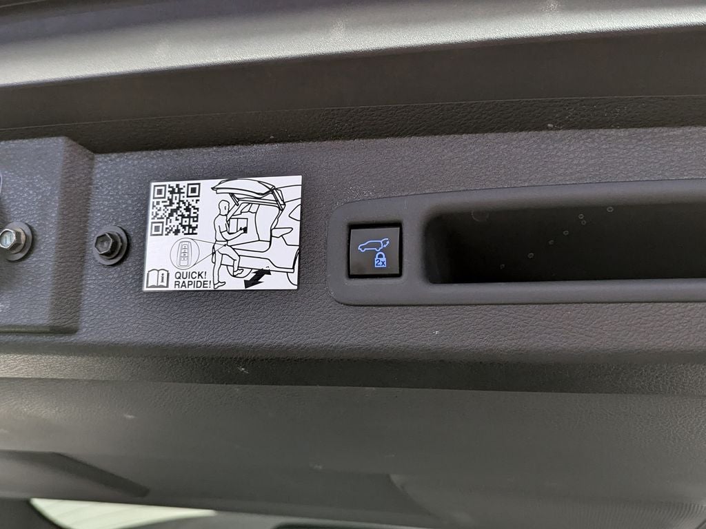 2024 Toyota Sienna XLE 8 Passenger