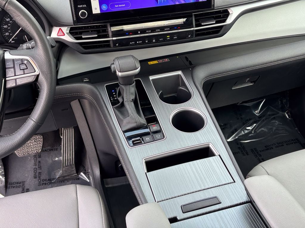 2026 Toyota Sienna XLE 8 Passenger