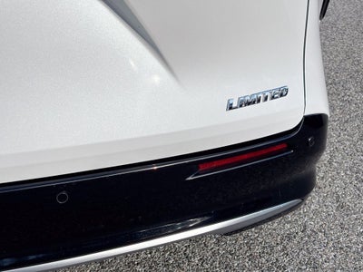 2025 Toyota Sienna Limited 7 Passenger