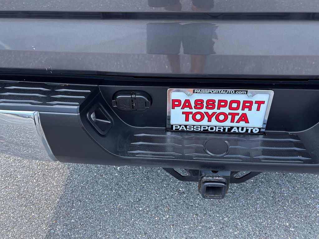 2017 Toyota Tundra SR5 4.6L V8