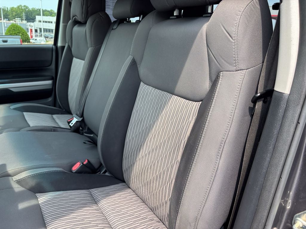 2017 Toyota Tundra SR5 4.6L V8