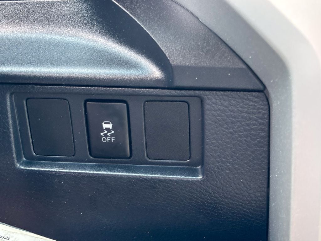 2017 Toyota Tundra SR5 4.6L V8