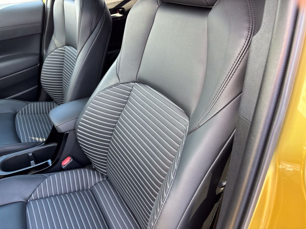 2023 Toyota Corolla Cross Hybrid XSE