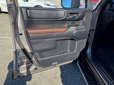2025 Toyota Land Cruiser 4WD