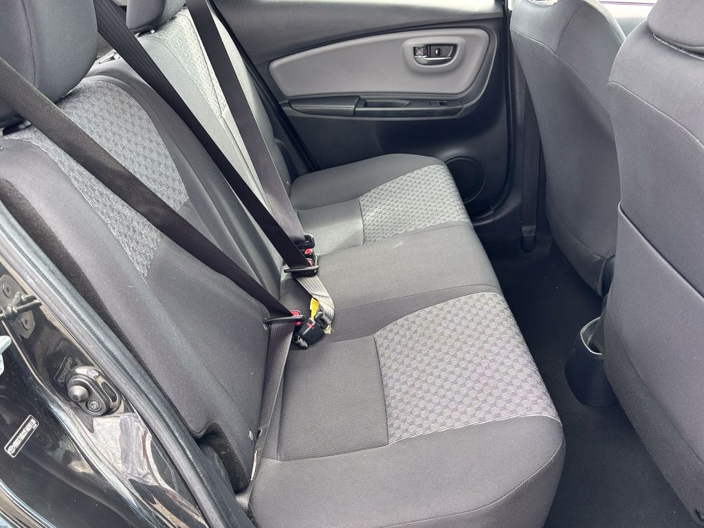 2015 Toyota Yaris LE